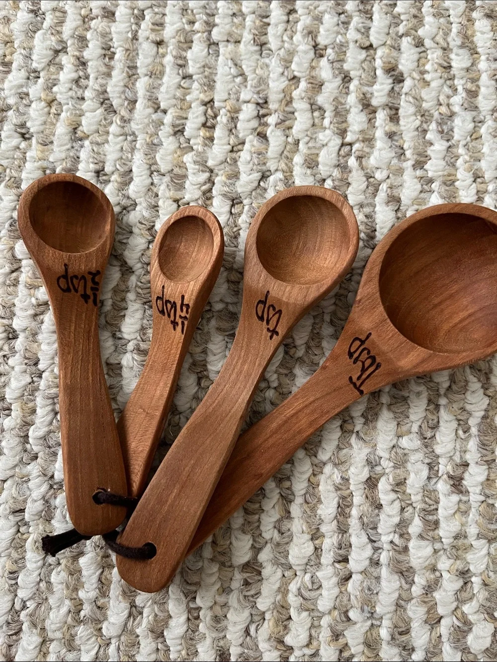 Wooden Measuring Spoon Set - Natural Brown-Cones with all pictured
